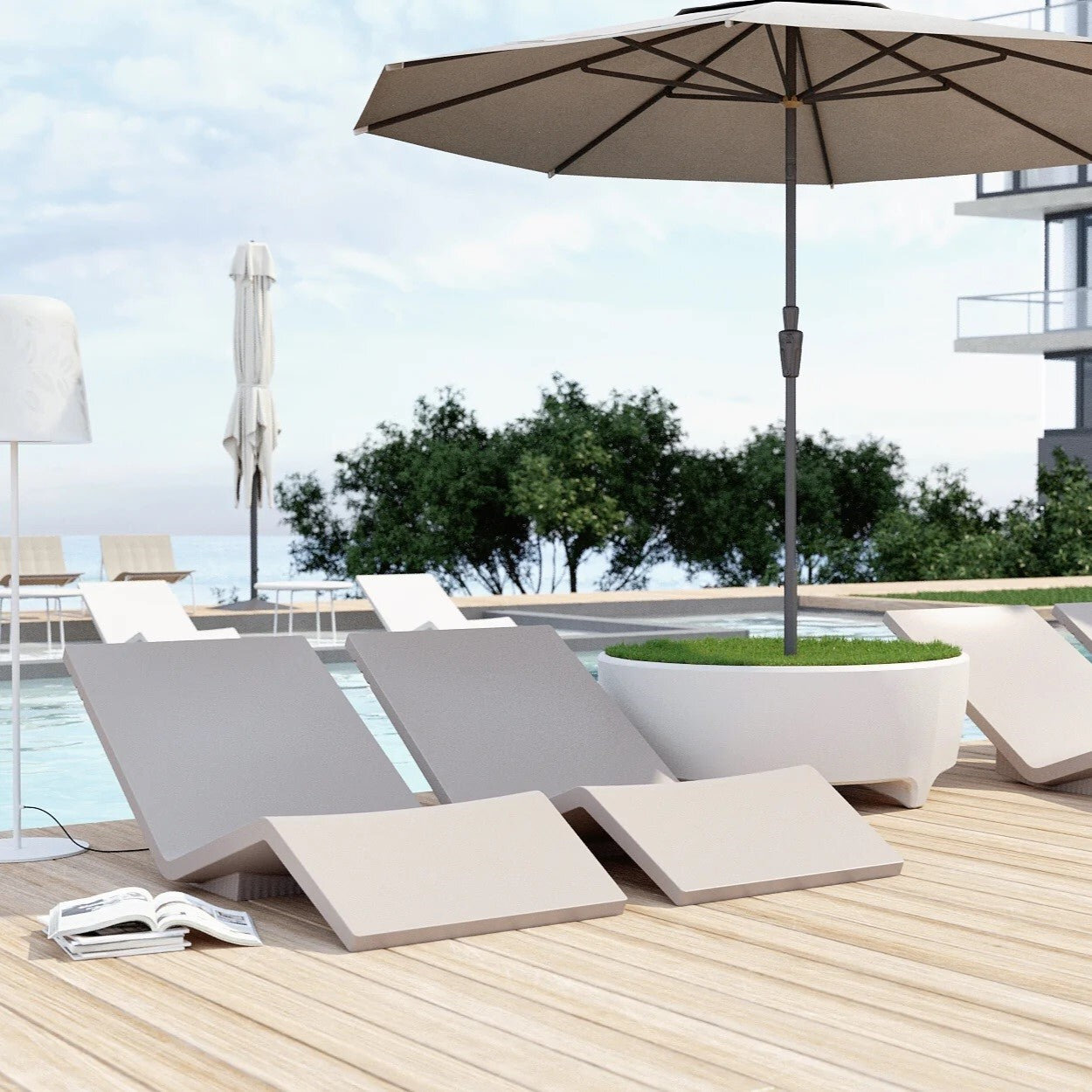 Aqua Lounger Bed by Serralunga Furniture Lounge